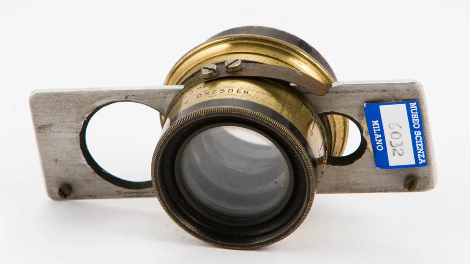 Óculos inteligentes Meta desenvolvidos em parceria com EssilorLuxottica