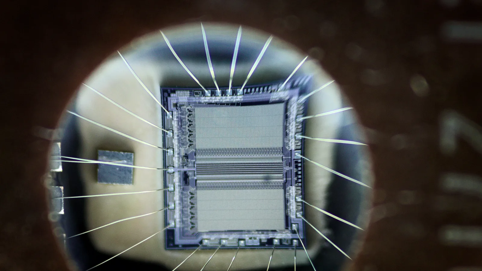 Memory chips and semiconductor factories related to AI-driven market growth