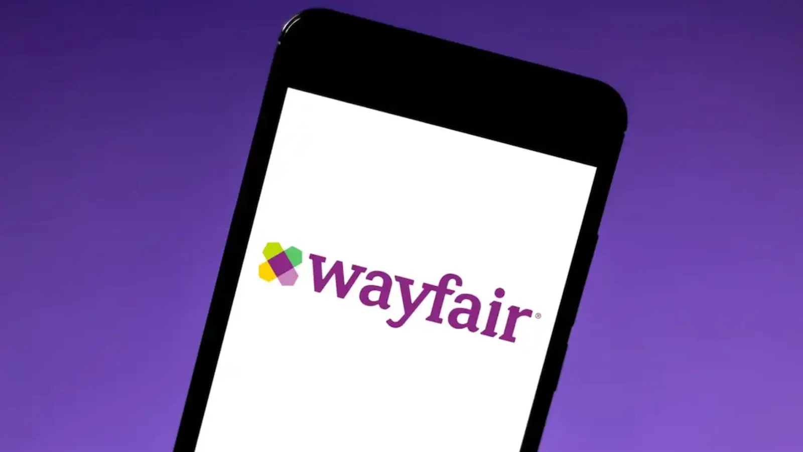 Interface da IA da Wayfair corrigindo anúncios de produtos